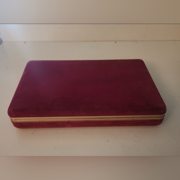 SOLD.MERCAR. PRETTYX609X - Picture 4 of 11